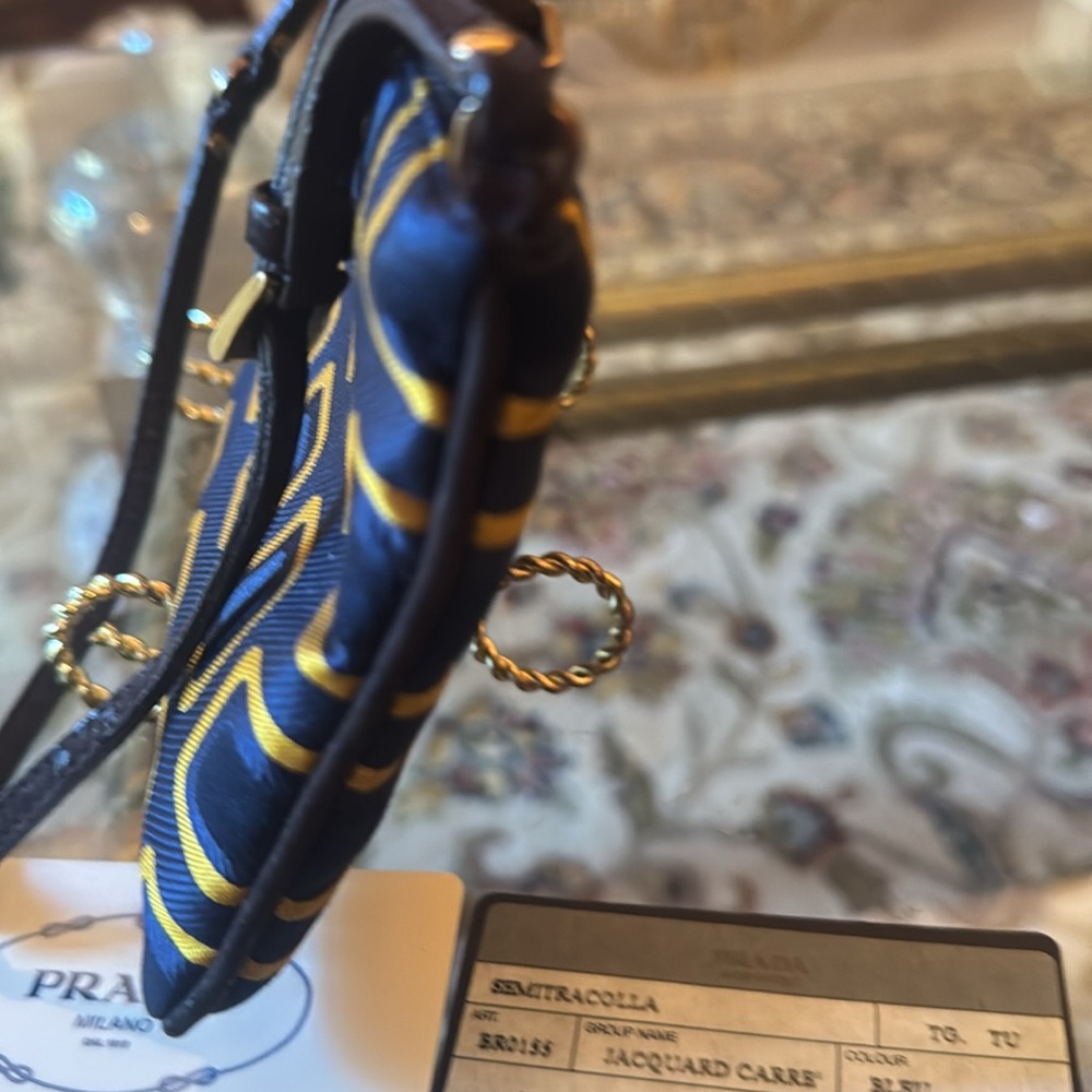 Prada holiday, and Brown re-ordered for Prada blue gold geometric design - Picture 10 of 15